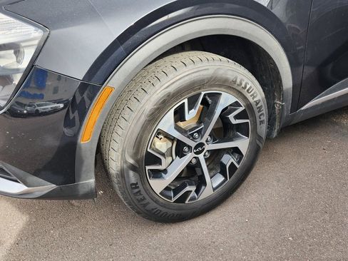 Used 2023 Kia Sportage EX image 9