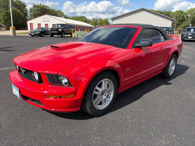 Used 2007 Ford Mustang GT RWD image 1