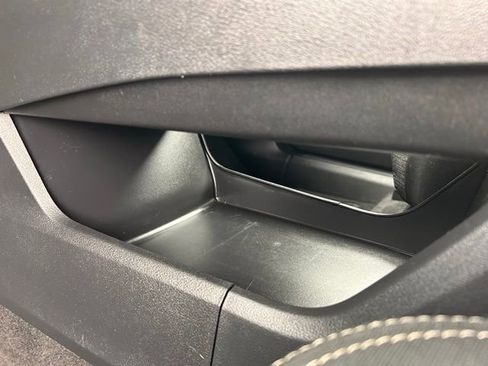 Used 2023 Nissan Rogue SV image 18