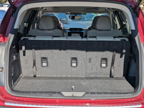 Used 2019 Subaru Ascent Limited image 13