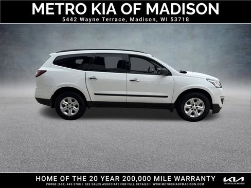 Used 2016 Chevrolet Traverse LS AWD/4WD image 7