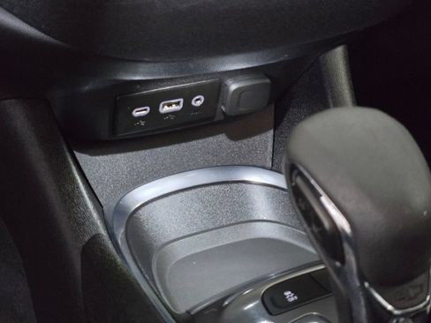 Used 2024 Chevrolet Malibu LT FWD image 25