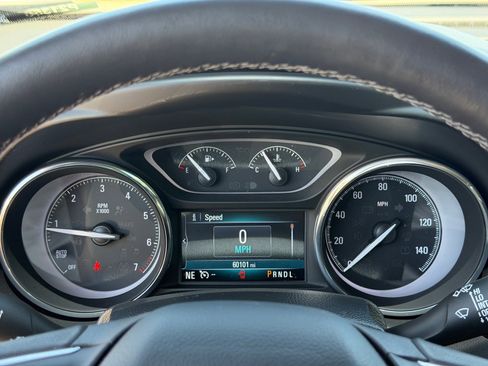 Used 2020 Buick Envision Essence w/ LPO, Active Package FWD image 23