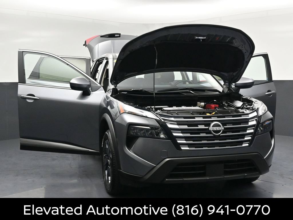 Certified 2026 Nissan Rogue SV AWD/4WD image 34