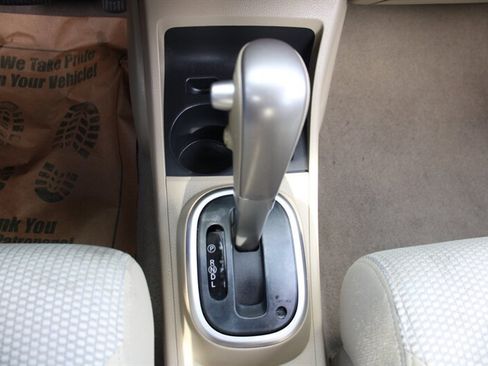 Used 2008 Nissan Versa Sedan w/ Convenience Pkg FWD image 8