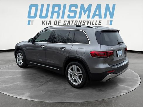 Used 2021 Mercedes-Benz GLB 250 4MATIC image 4