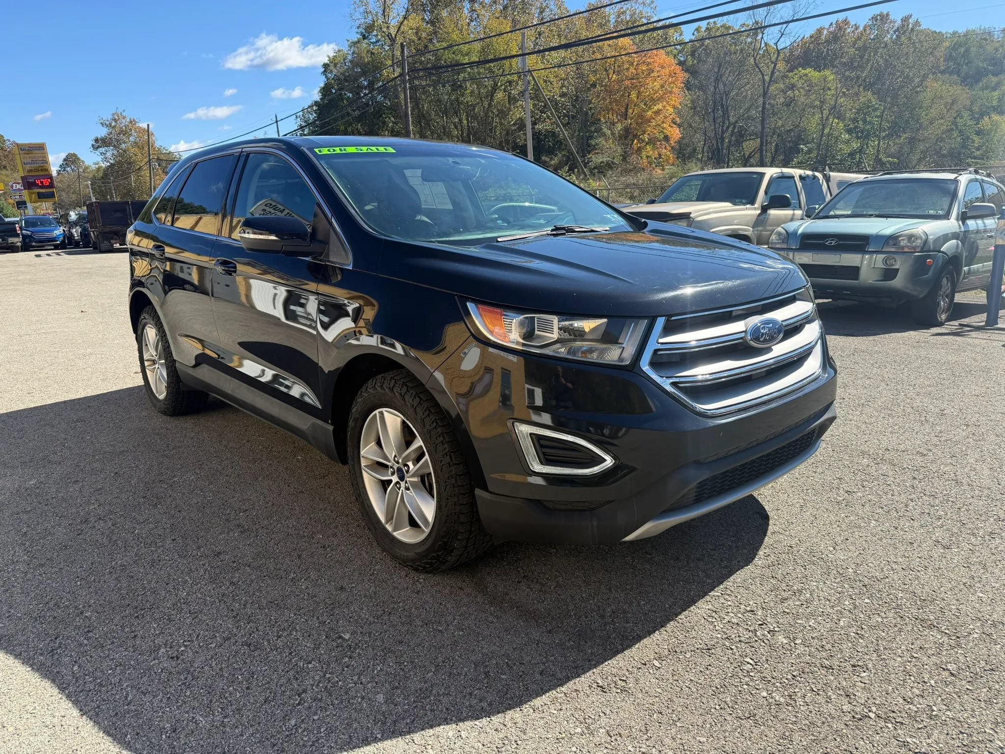 Used 2016 Ford Edge SEL w/ Equipment Group 201A AWD/4WD image 3