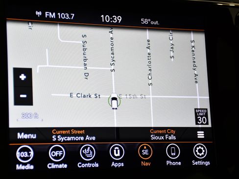 Used 2020 Jeep Grand Cherokee High Altitude image 26