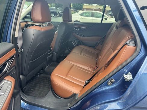 Used 2022 Subaru Outback Touring XT AWD/4WD image 14