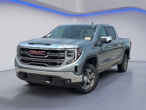 Used 2025 GMC Sierra 1500 SLT AWD/4WD image 2