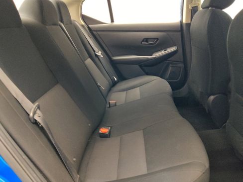Used 2024 Nissan Sentra SV FWD image 19