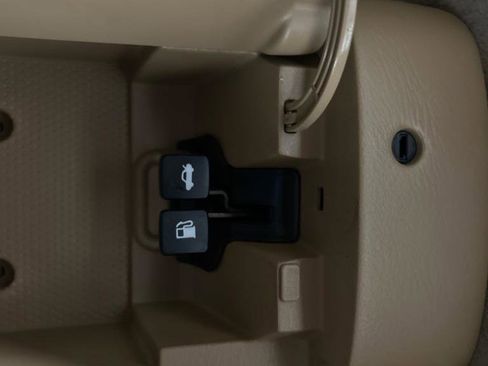 Used 2001 MAZDA MX-5 Miata Base image 15