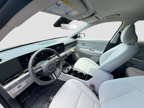Certified 2025 Hyundai Kona SEL FWD image 21