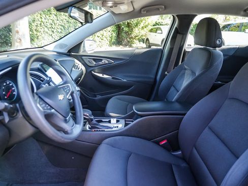 Used 2023 Chevrolet Malibu LS FWD image 16