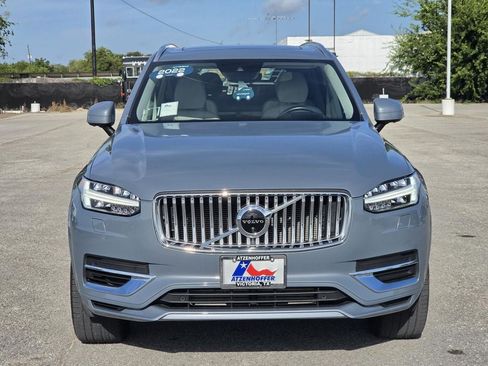 Used 2022 Volvo XC90 T8 Inscription Expression w/ Advanced Package AWD/4WD image 8