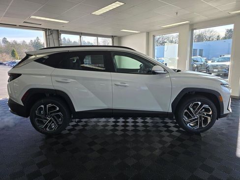 New 2026 Hyundai Tucson Limited AWD/4WD image 2