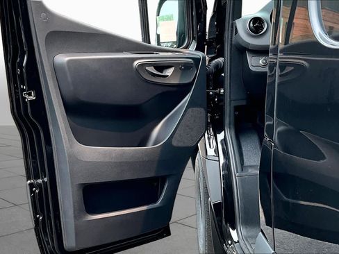 New 2026 Mercedes-Benz Sprinter 2500 image 11