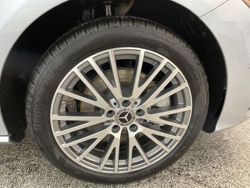 Certified 2025 Mercedes-Benz CLA 250 image 32