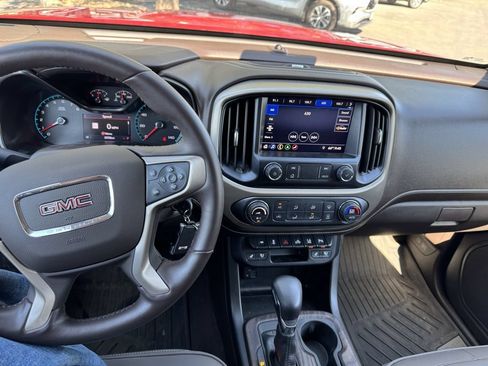 Used 2022 GMC Canyon Denali AWD/4WD image 13
