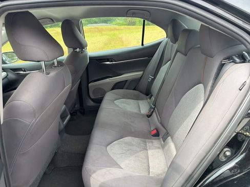 Used 2020 Toyota Camry LE w/ Carpet Mat Package FWD image 12