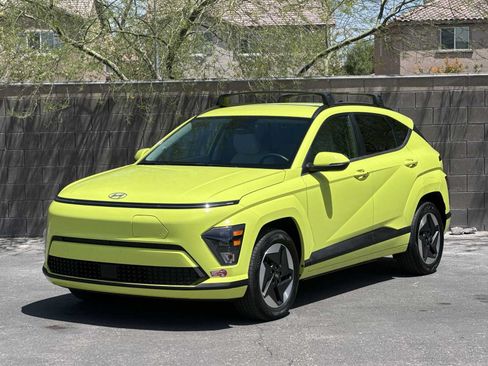 Used 2024 Hyundai Kona SEL FWD image 4
