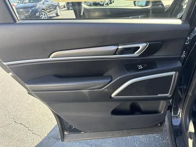 Used 2020 Kia Telluride S FWD image 14