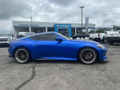 Used 2025 Nissan Z Sport w/ Floor Mat Package RWD image 2