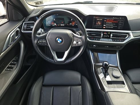 Used 2022 BMW 430i xDrive Convertible w/ Convenience Package image 12