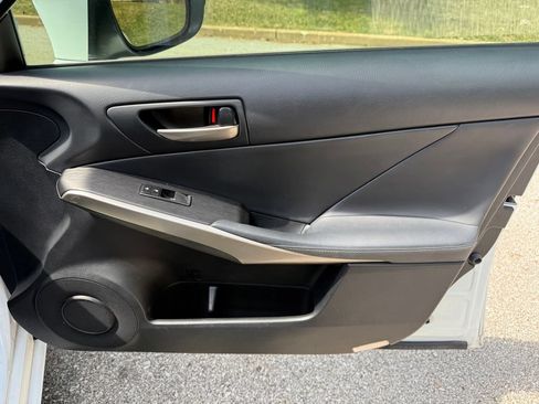 Used 2019 Lexus IS 300 F Sport w/ F Sport Package RWD image 34
