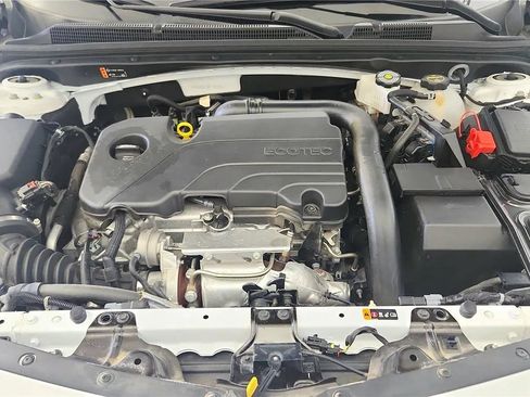 Used 2024 Chevrolet Malibu RS FWD image 20
