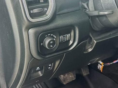 Used 2022 RAM 1500 Laramie AWD/4WD image 13