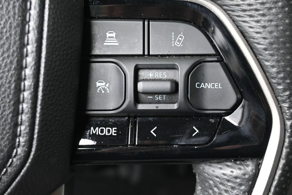 Used 2024 Toyota Tundra SR5 AWD/4WD image 17