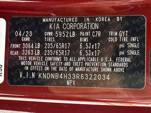 Used 2024 Kia Carnival LX image 15