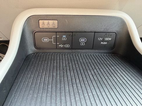 Used 2024 Hyundai Kona SEL AWD/4WD image 33