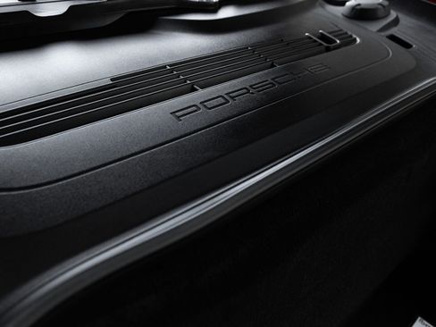 Certified 2019 Porsche 911 Turbo AWD/4WD image 39