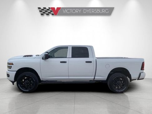 New 2026 RAM 2500 Tradesman AWD/4WD image 5