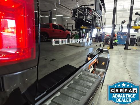 Used 2022 Chevrolet Colorado LT w/ LT Convenience Package RWD image 35