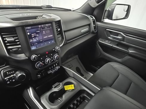 Used 2022 RAM 1500 Big Horn AWD/4WD image 25