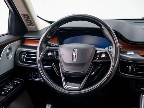 Used 2020 Lincoln Aviator Reserve w/ Equipment Group 202A AWD/4WD image 10