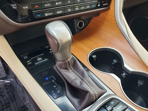 Used 2016 Lexus RX 350 FWD w/ Premium Package image 32