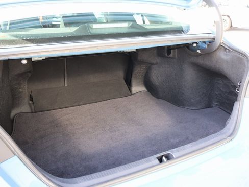 Used 2024 Toyota Camry SE image 15