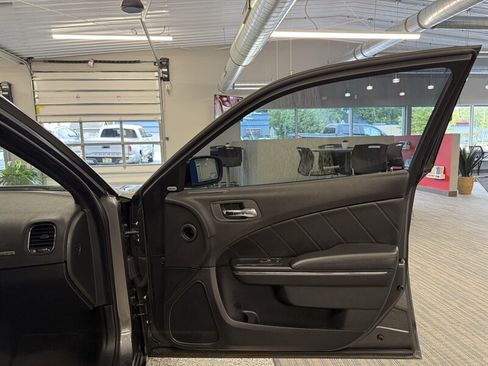 Used 2014 Dodge Charger R/T AWD/4WD image 18