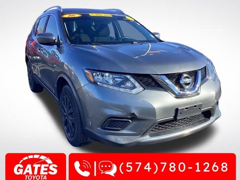 Used 2016 Nissan Rogue S w/ Appearance Package image 1