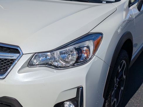 Used 2017 Subaru Crosstrek 2.0i Limited AWD/4WD image 10