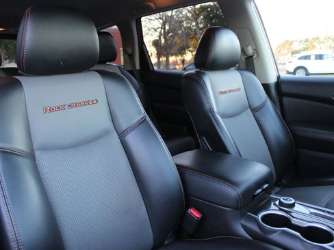 Used 2020 Nissan Pathfinder SV w/ Rock Creek Edition image 29