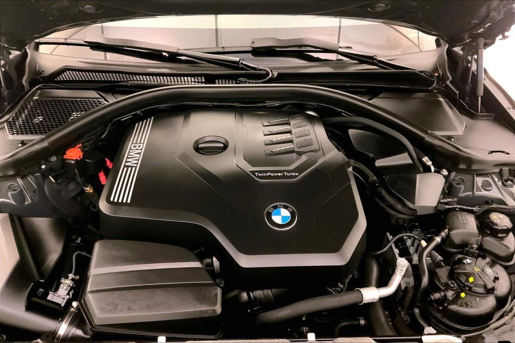 Certified 2023 BMW 330i xDrive Sedan w/ Premium Package AWD/4WD image 9