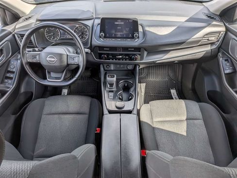 Used 2025 Nissan Rogue SV AWD/4WD image 14
