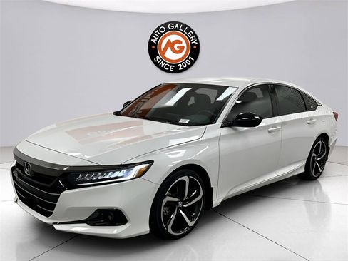 Used 2022 Honda Accord Sport image 3