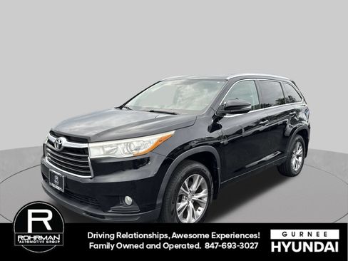 Used 2015 Toyota Highlander XLE AWD/4WD image 4