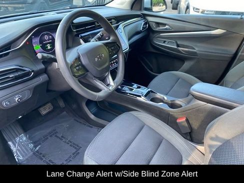 Used 2023 Chevrolet Bolt EUV LT w/ Driver Confidence Package FWD image 8